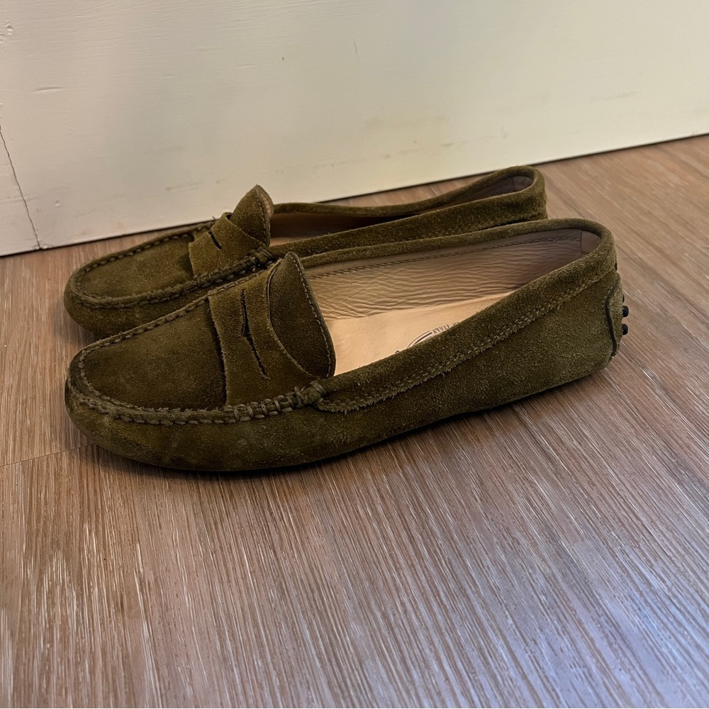 Tod’s Olive Green Suede Driving Loafers Size 6.5 / EU 36.5 shoes - Picture 3 of 9